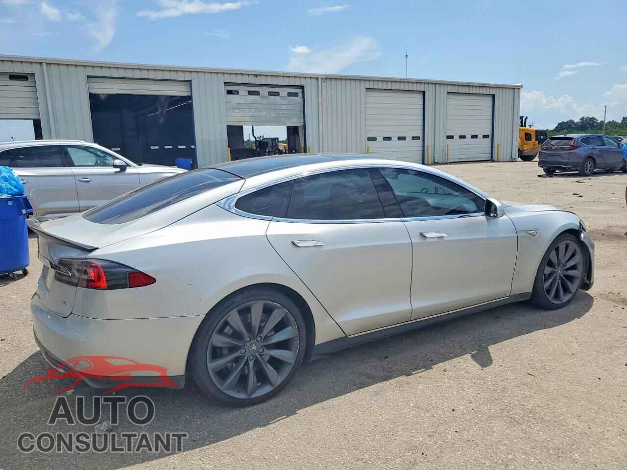 TESLA MODEL S 2013 - 5YJSA1CNXDFP05480