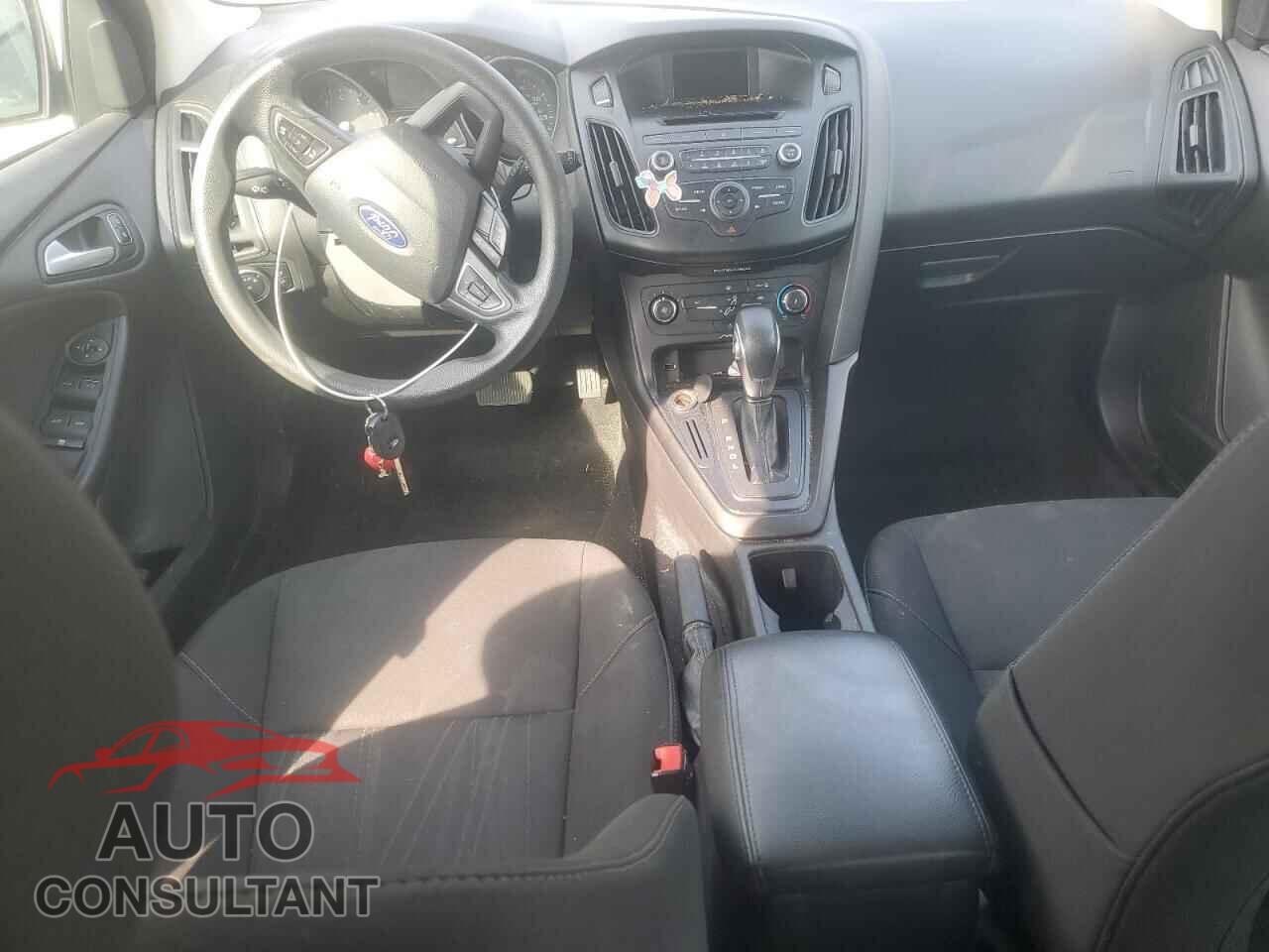 FORD FOCUS 2017 - 1FADP3K23HL340806
