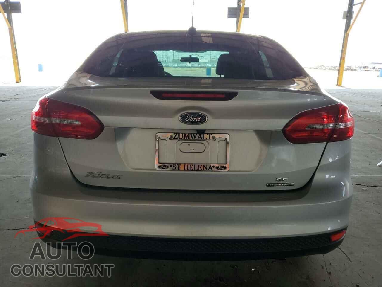 FORD FOCUS 2015 - 1FADP3F20FL232196