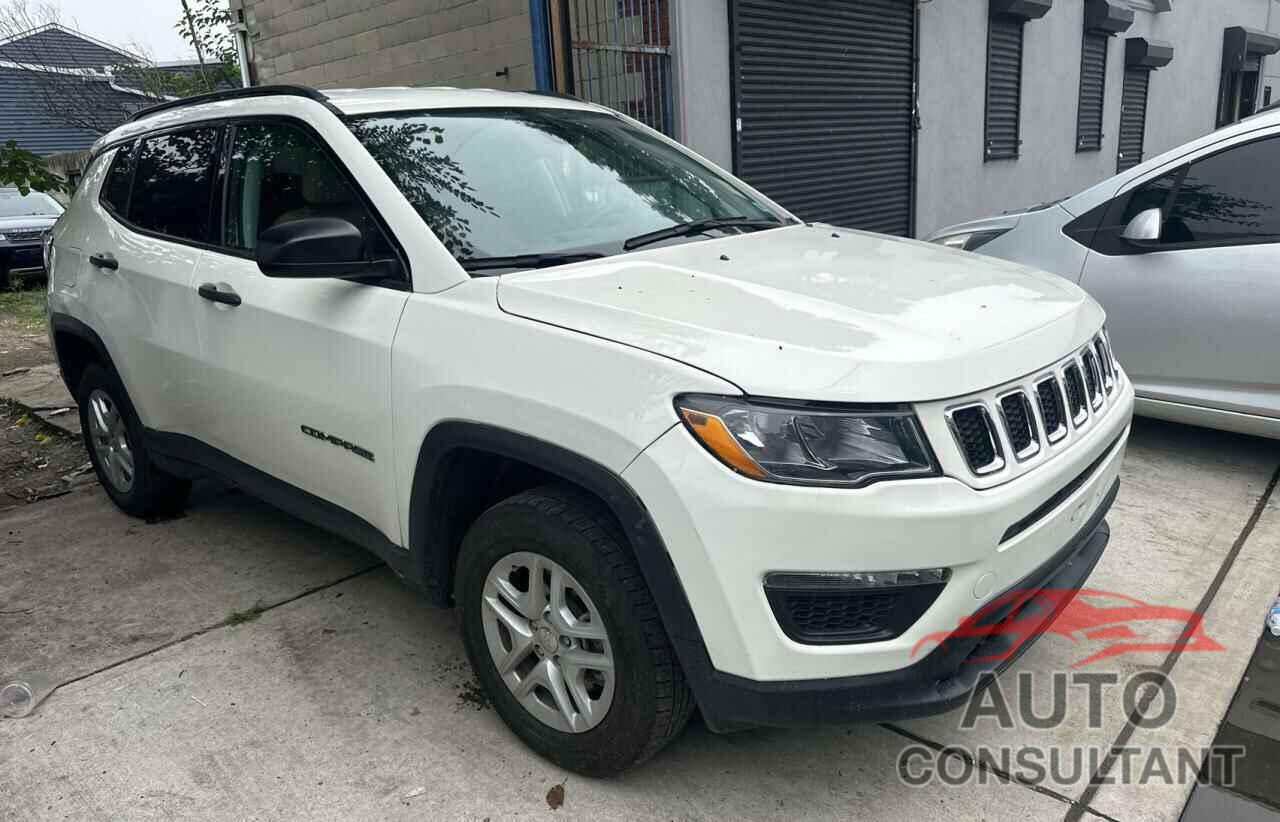 JEEP COMPASS 2018 - 3C4NJDAB8JT330600