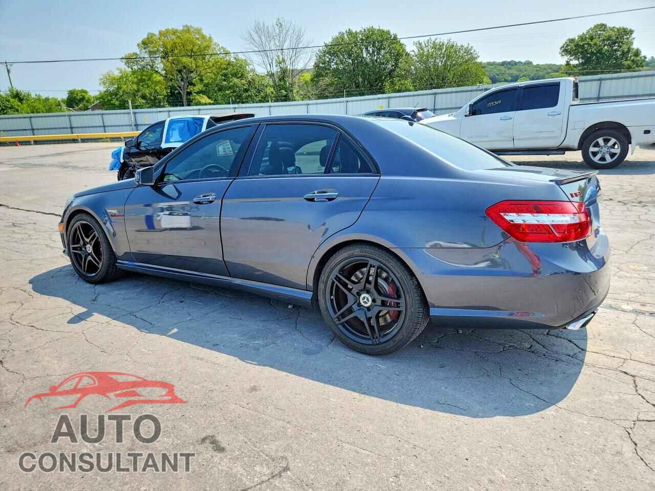 MERCEDES-BENZ E-CLASS 2012 - WDDHF7EB3CA546249