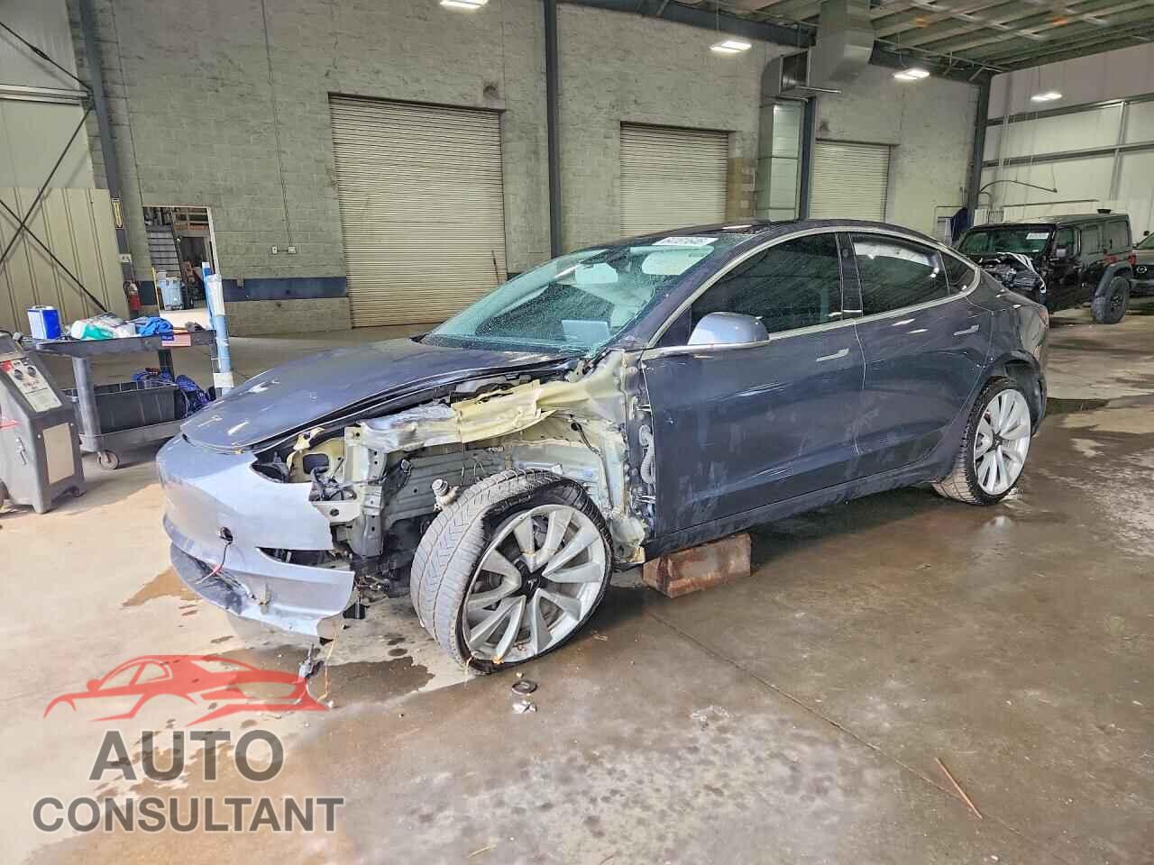 TESLA MODEL 3 2018 - 5YJ3E1EA5JF153286
