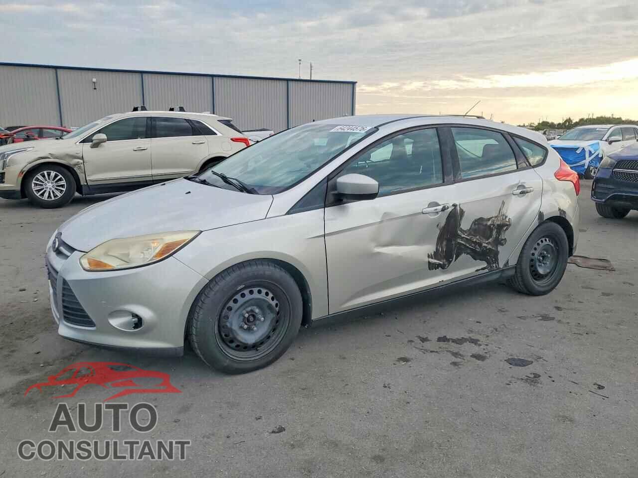 FORD FOCUS 2012 - 1FAHP3K22CL204841