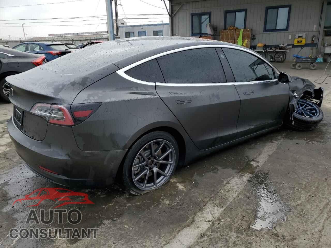 TESLA MODEL 3 2018 - 5YJ3E1EA3JF158423
