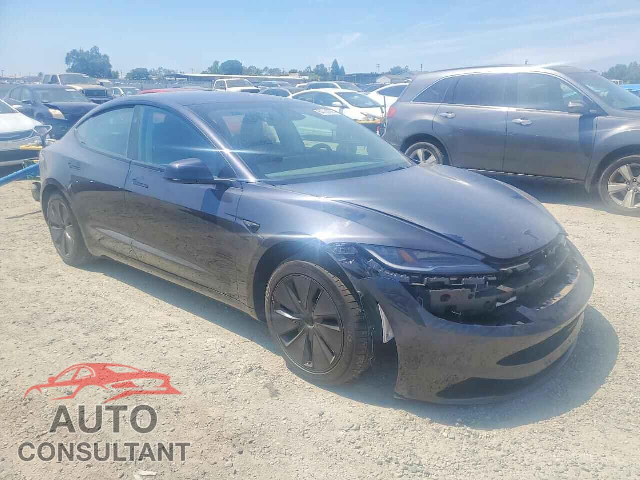 TESLA MODEL 3 2026 - 5YJ3E1EA7TF159142