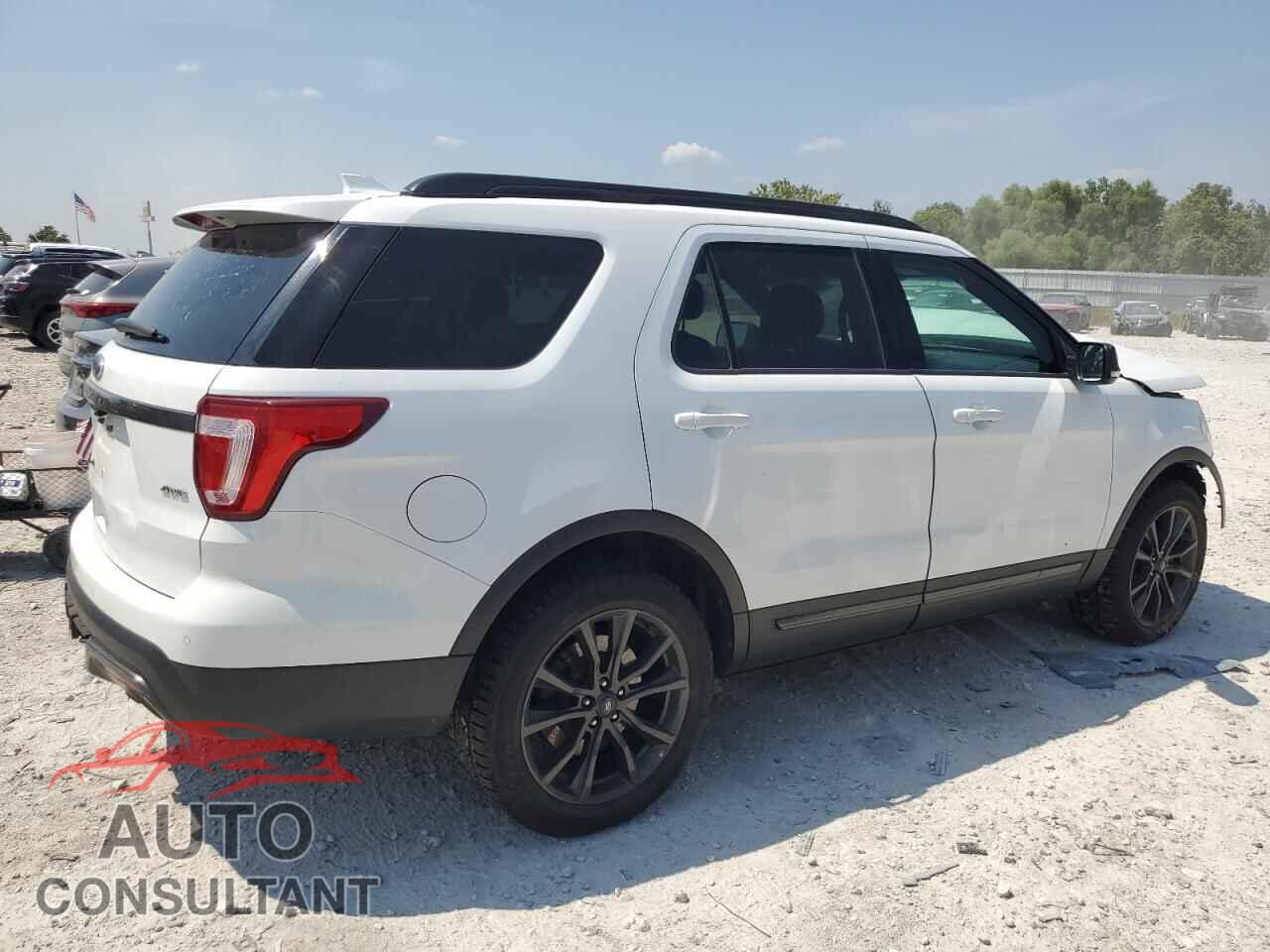 FORD EXPLORER 2017 - 1FM5K8D88HGC65097
