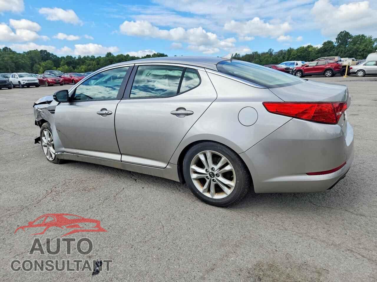 KIA OPTIMA 2011 - KNAGN4A76B5082807