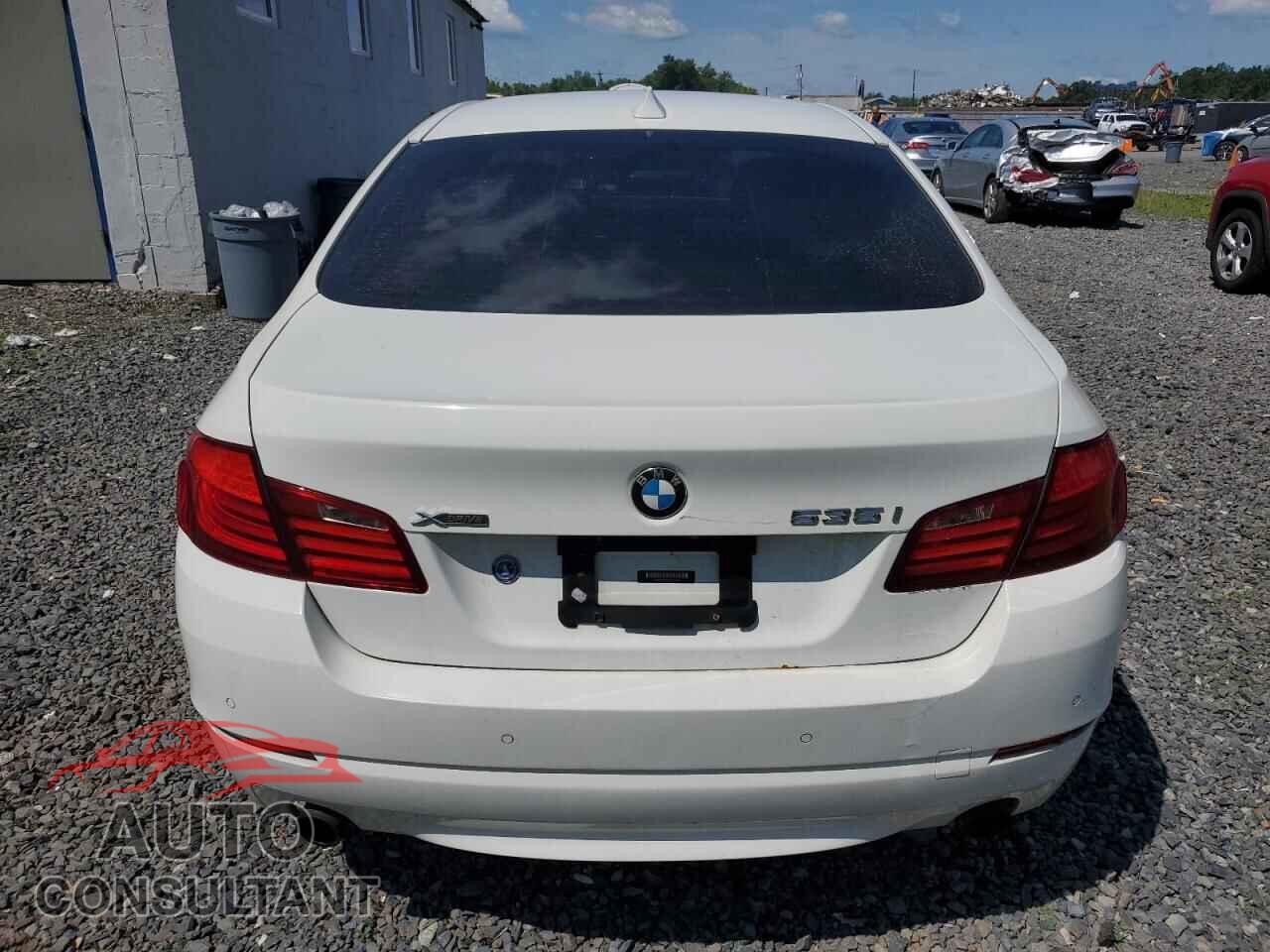 BMW 5 SERIES 2013 - WBAFU7C53DDU71182