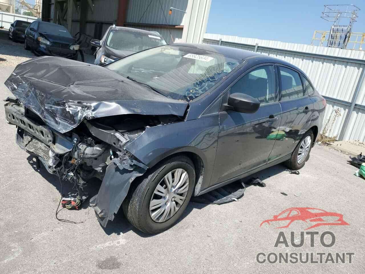 FORD FOCUS 2017 - 1FADP3E28HL284003