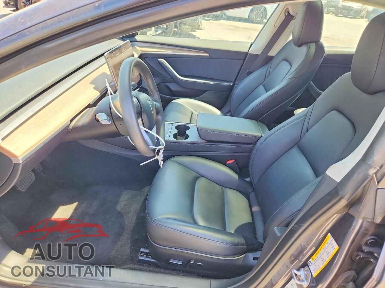 TESLA MODEL 3 2023 - 5YJ3E1EA4PF692569