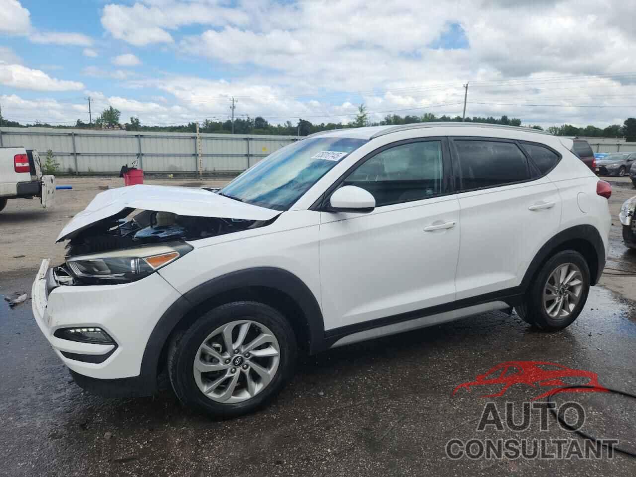 HYUNDAI TUCSON 2018 - KM8J33A42JU668239