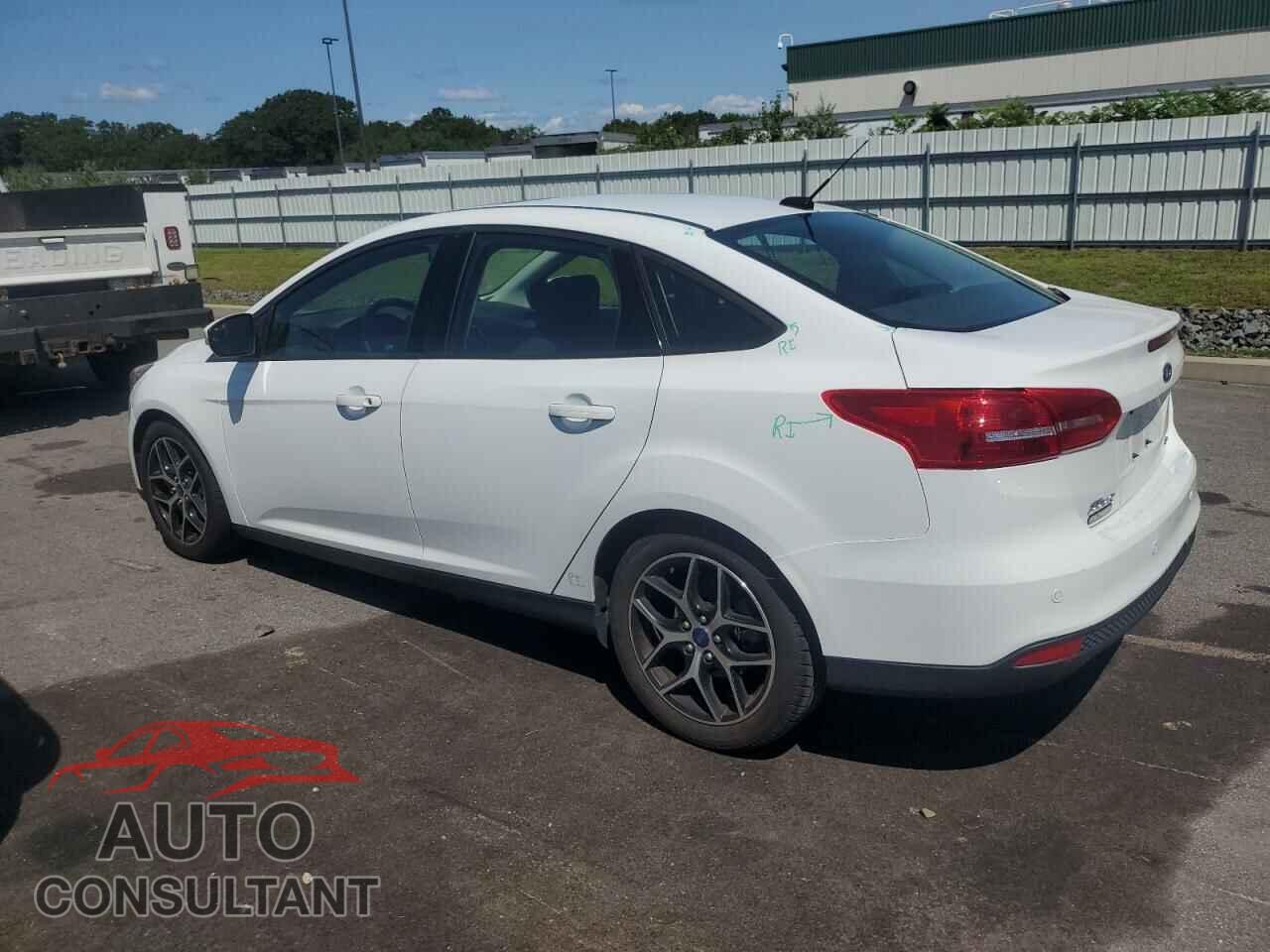 FORD FOCUS 2017 - 1FADP3H28HL321725
