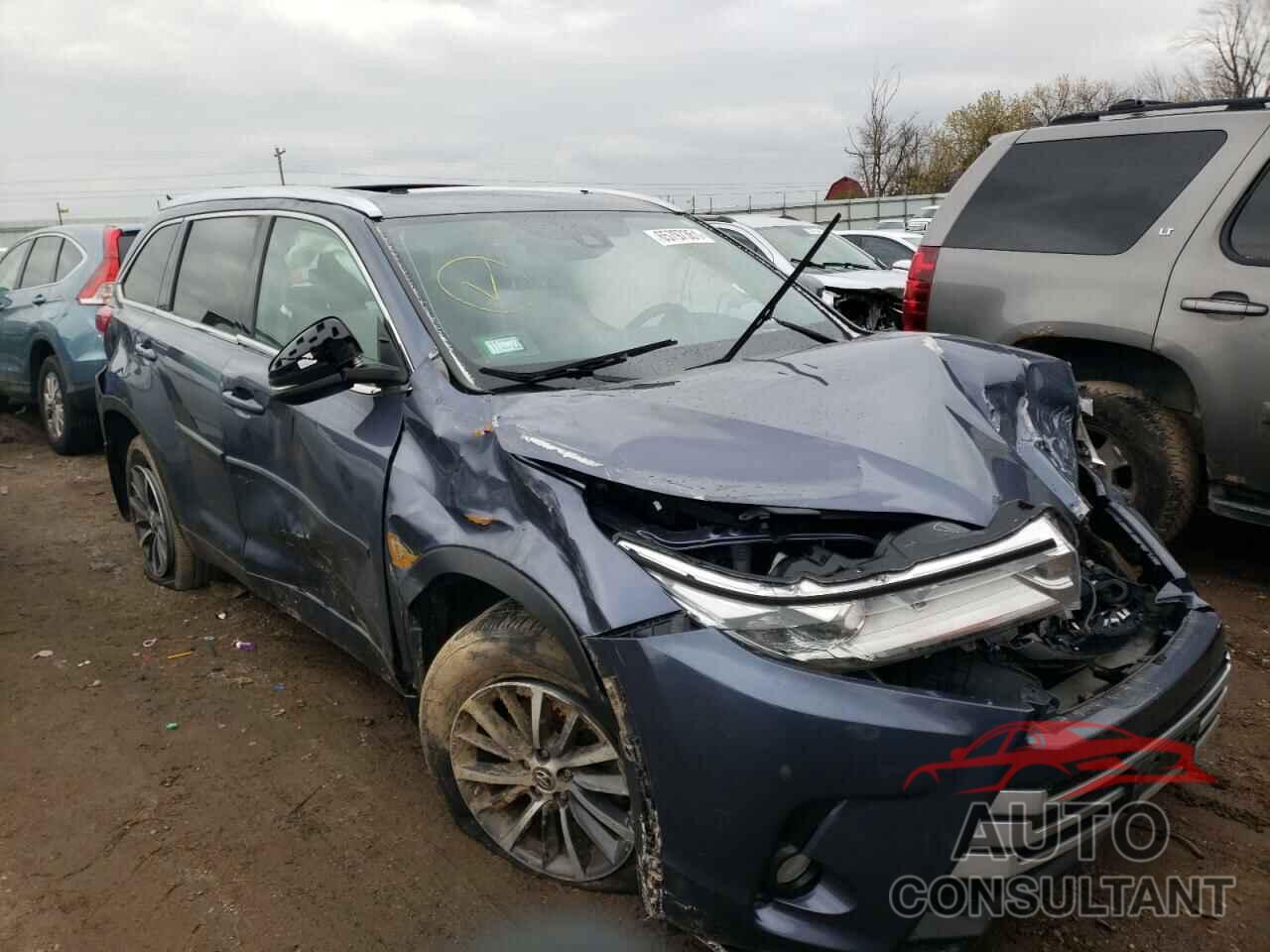 TOYOTA HIGHLANDER 2018 - 5TDJZRFH5JS849597