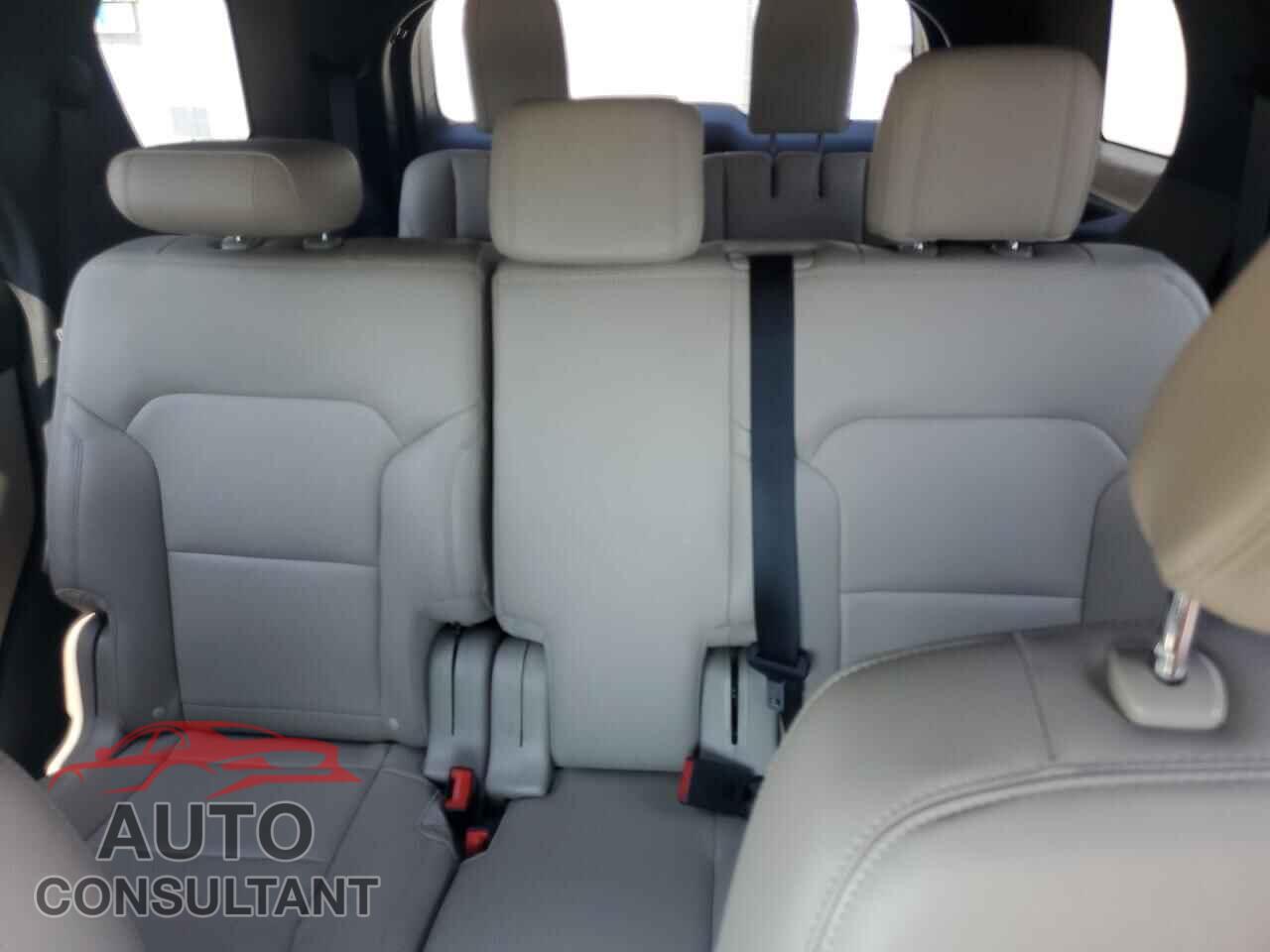 FORD EXPLORER 2018 - 1FM5K8D86JGB76005