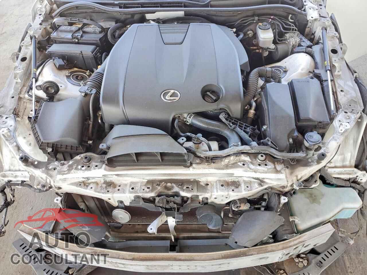 LEXUS IS 2014 - JTHBF1D23E5018347