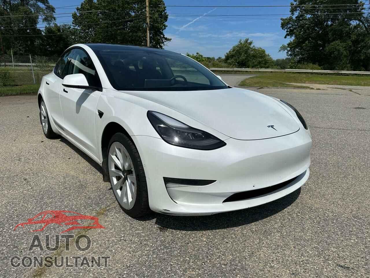 TESLA MODEL 3 2022 - 5YJ3E1EB2NF178127