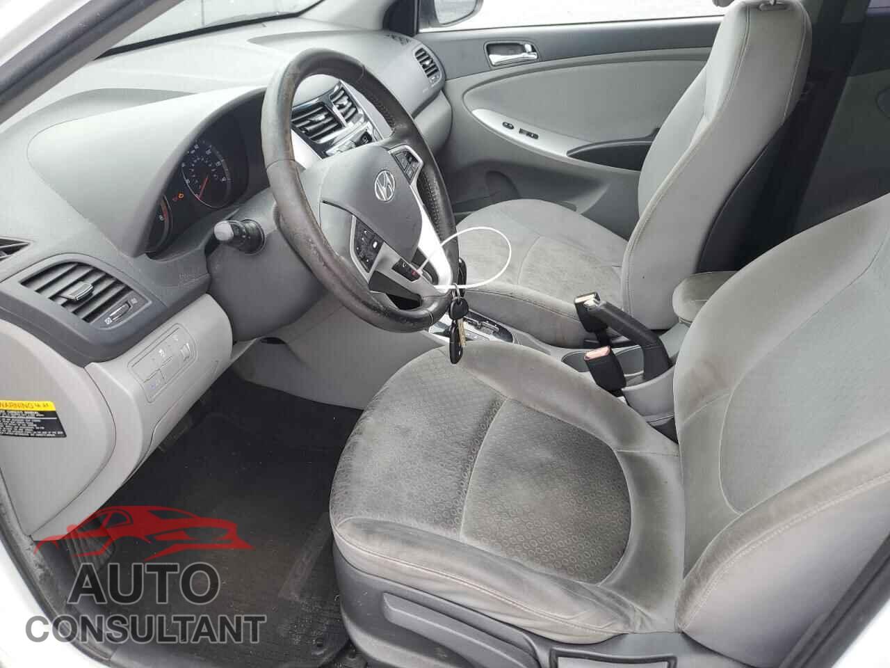 HYUNDAI ACCENT 2013 - KMHCU5AE6DU111462
