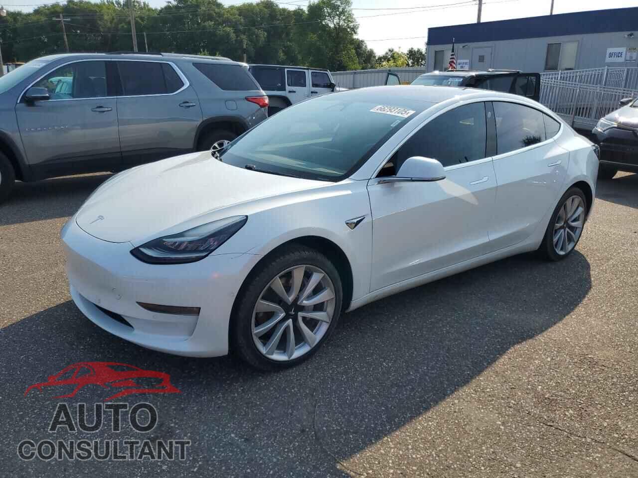 TESLA MODEL 3 2018 - 5YJ3E1EA7JF025048