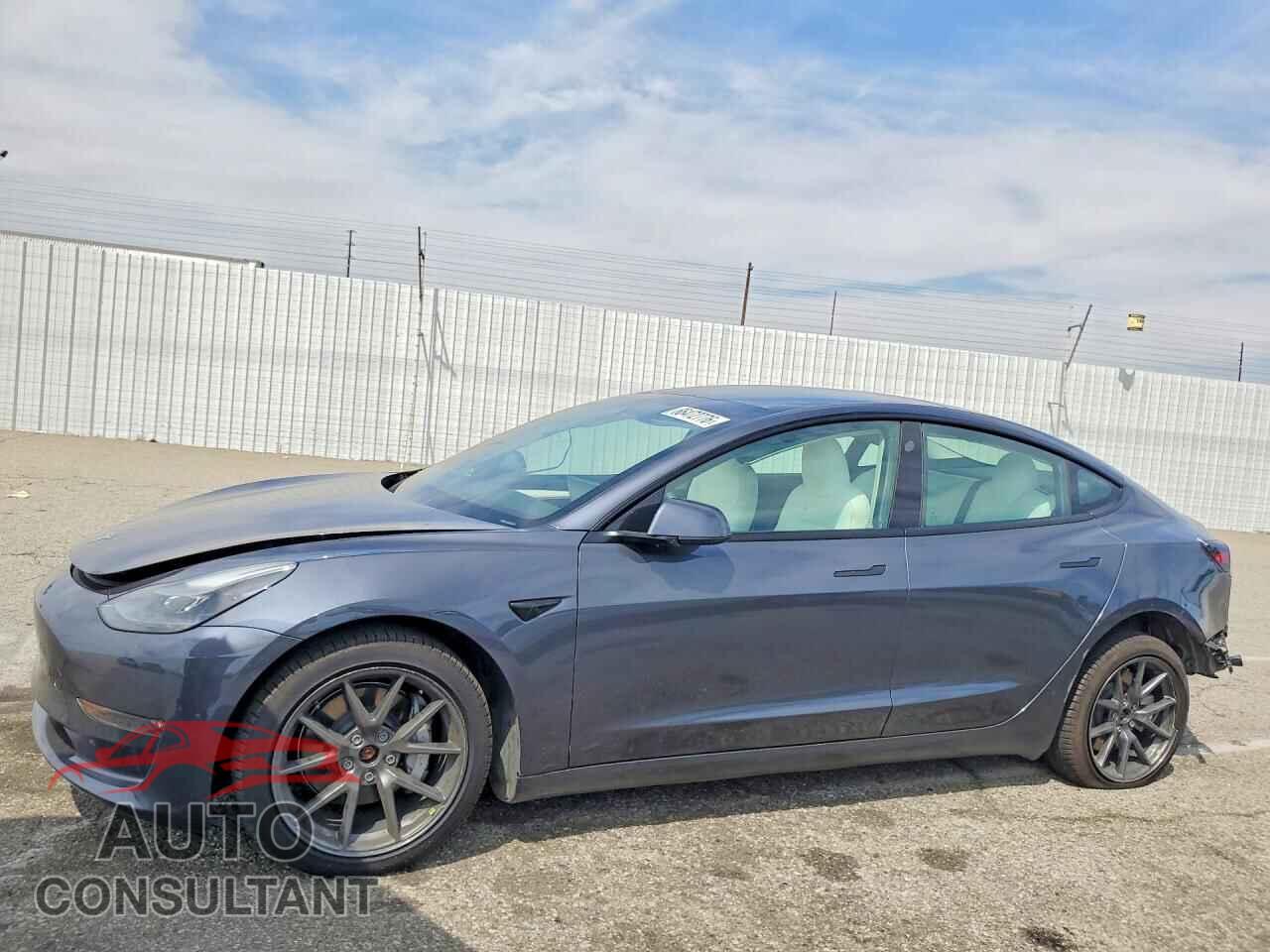 TESLA MODEL 3 2022 - 5YJ3E1EB2NF136752