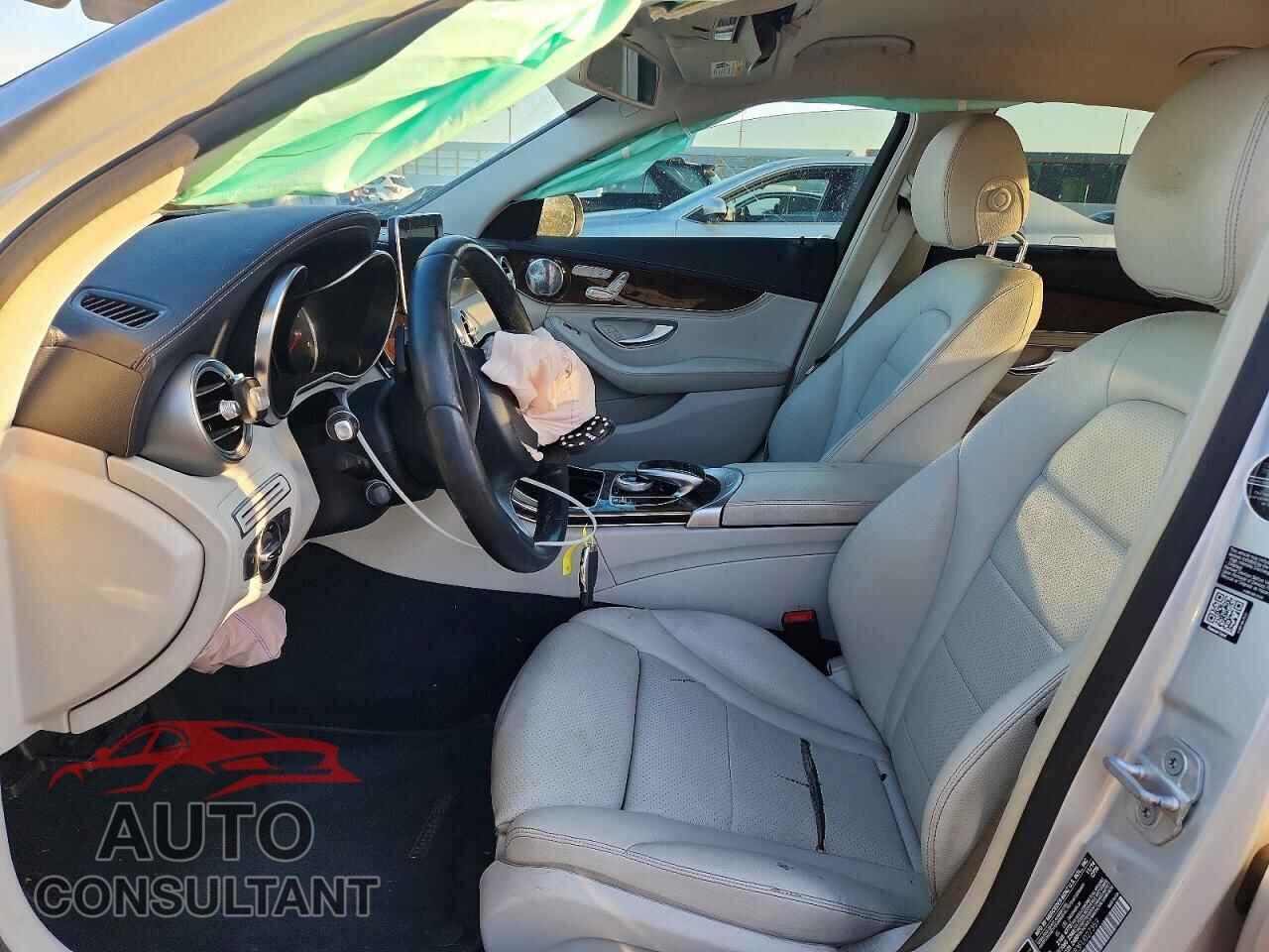 MERCEDES-BENZ C-CLASS 2015 - 55SWF4KB3FU027359