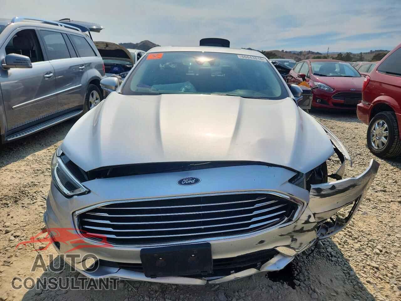 FORD FUSION 2019 - 3FA6P0CD2KR254208