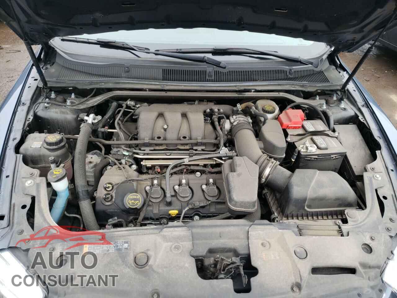 FORD TAURUS 2018 - 1FAHP2D86JG102377