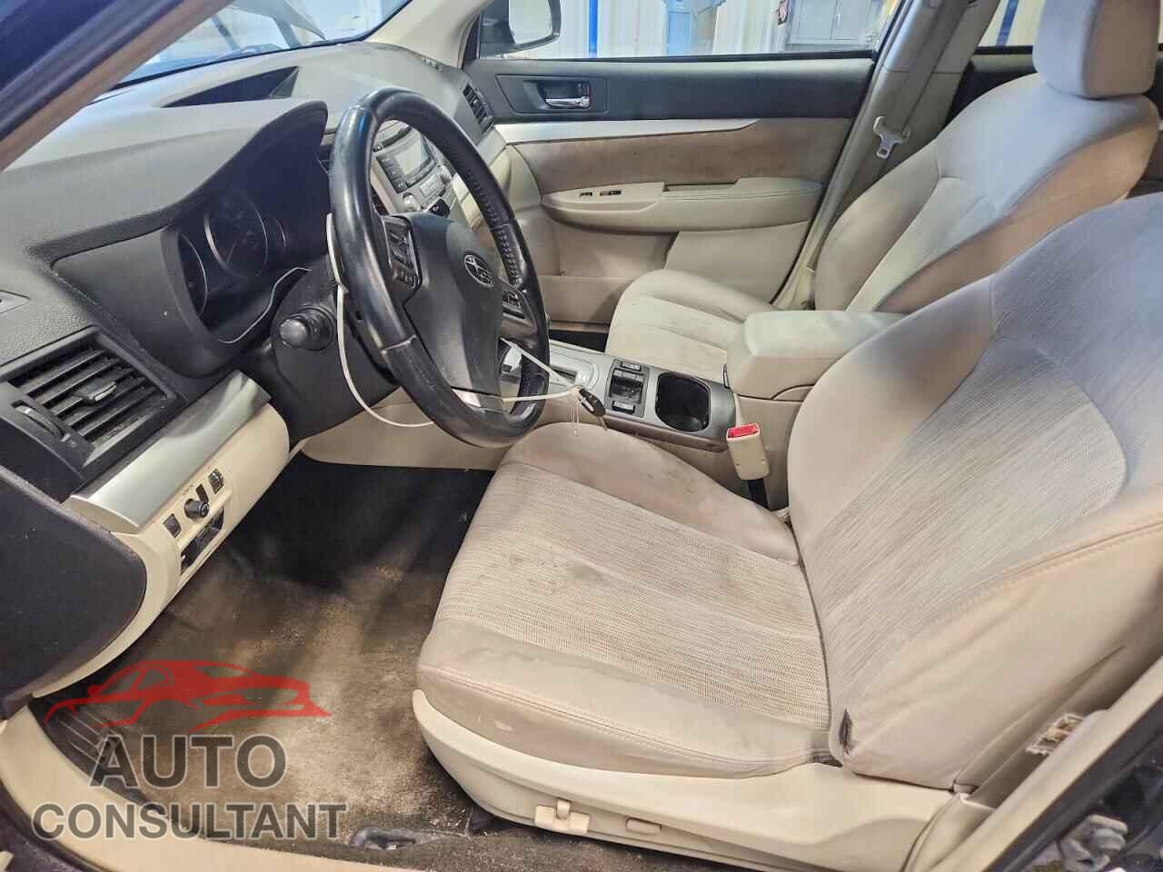 SUBARU OUTBACK 2013 - 4S4BRBCC9D3324001