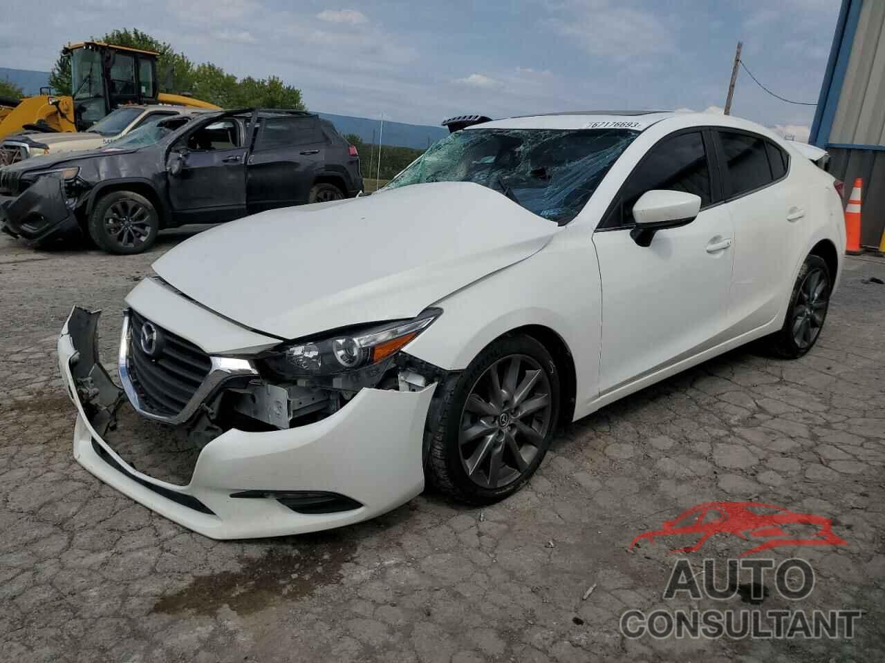 MAZDA 3 2018 - 3MZBN1V39JM193585