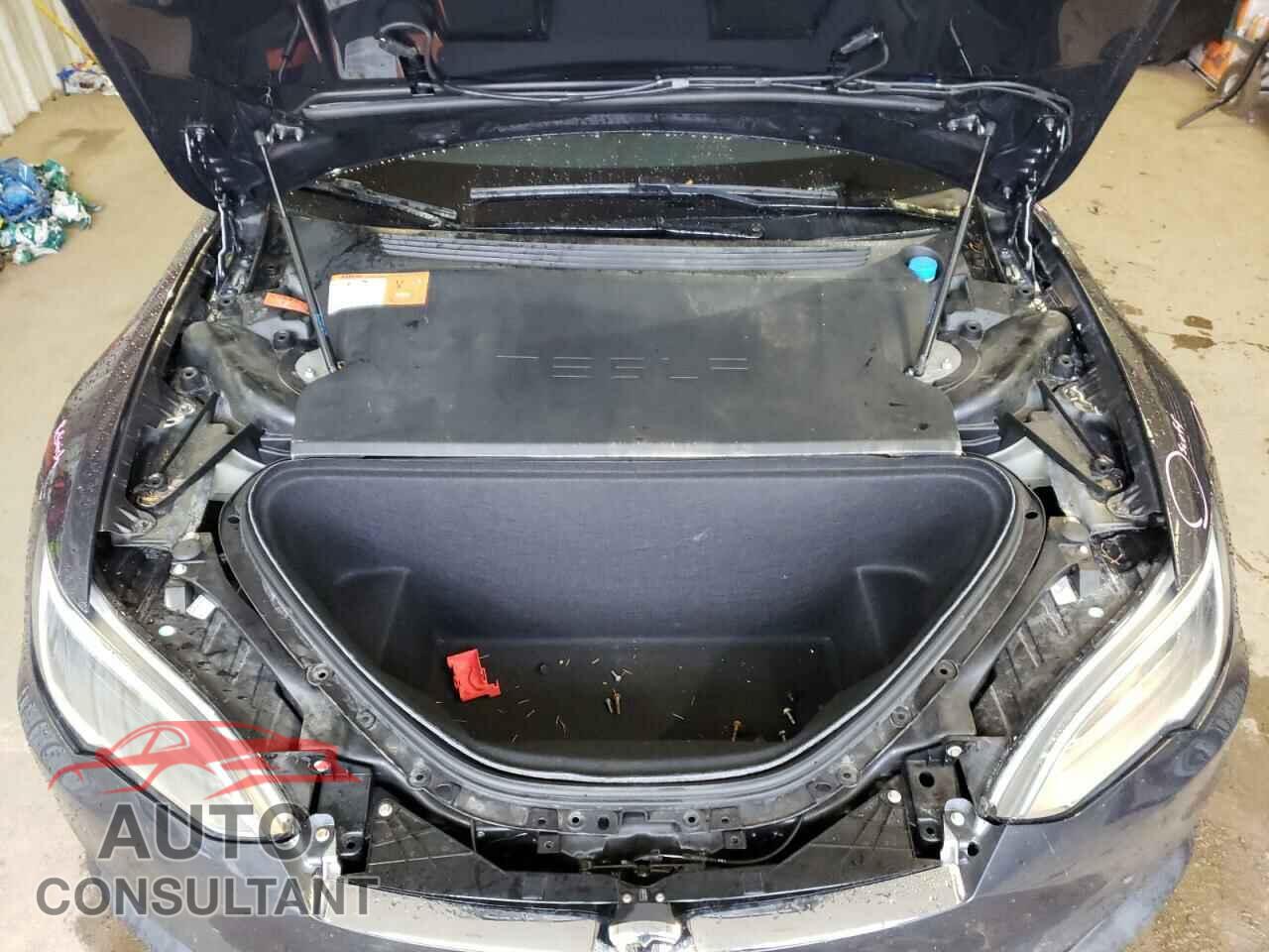 TESLA MODEL S 2017 - 5YJSA1E24HF218204