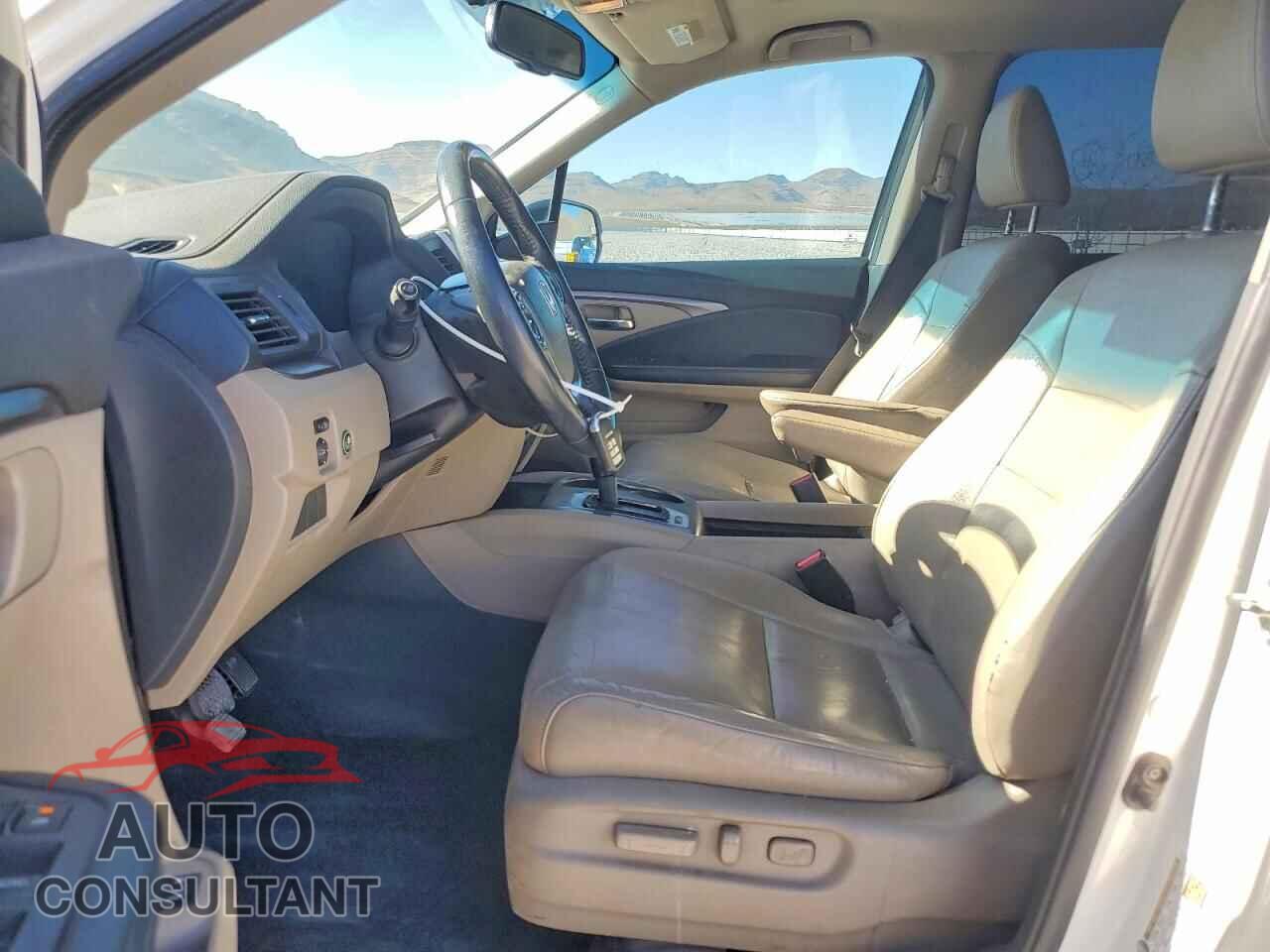 HONDA PILOT 2016 - 5FNYF6H59GB054459