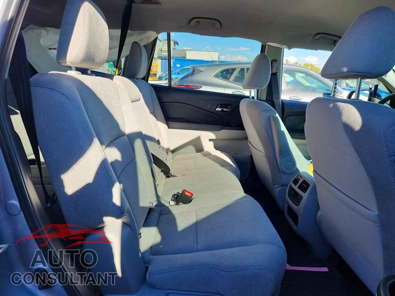HONDA PILOT 2019 - 5FNYF5H35KB045324