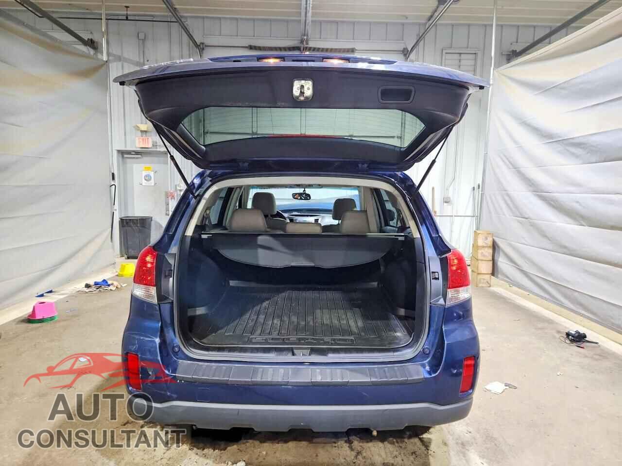 SUBARU OUTBACK 2011 - 4S4BRBKC7B3326005