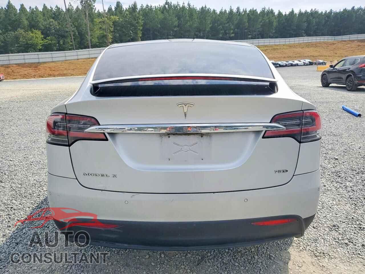 TESLA MODEL X 2017 - 5YJXCBE22HF037897