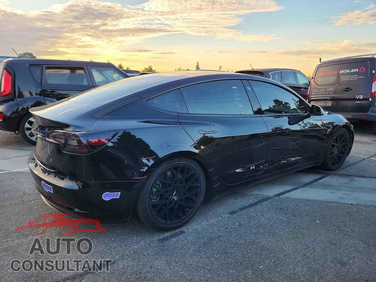 TESLA MODEL 3 2018 - 5YJ3E1EBXJF170643