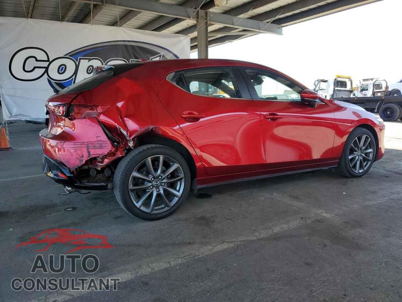 MAZDA 3 2019 - JM1BPBMM2K1124622