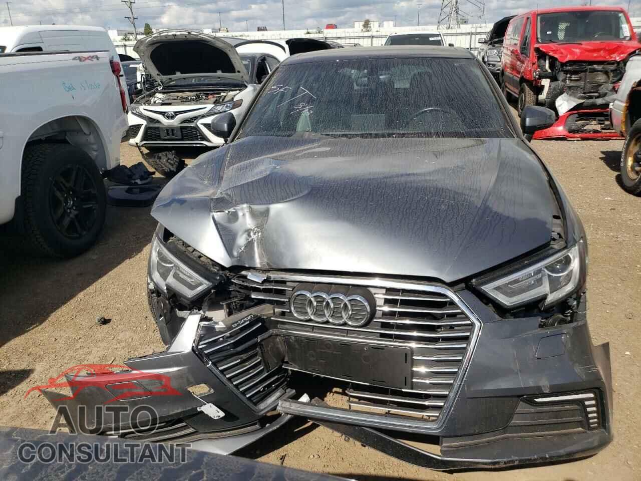 AUDI A3 2017 - WAUUPBFF0HA040098
