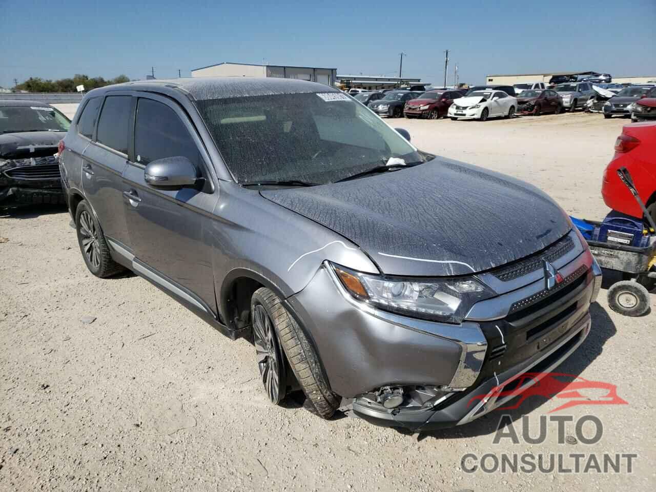 MITSUBISHI OUTLANDER 2019 - JA4AD3A33KZ027561