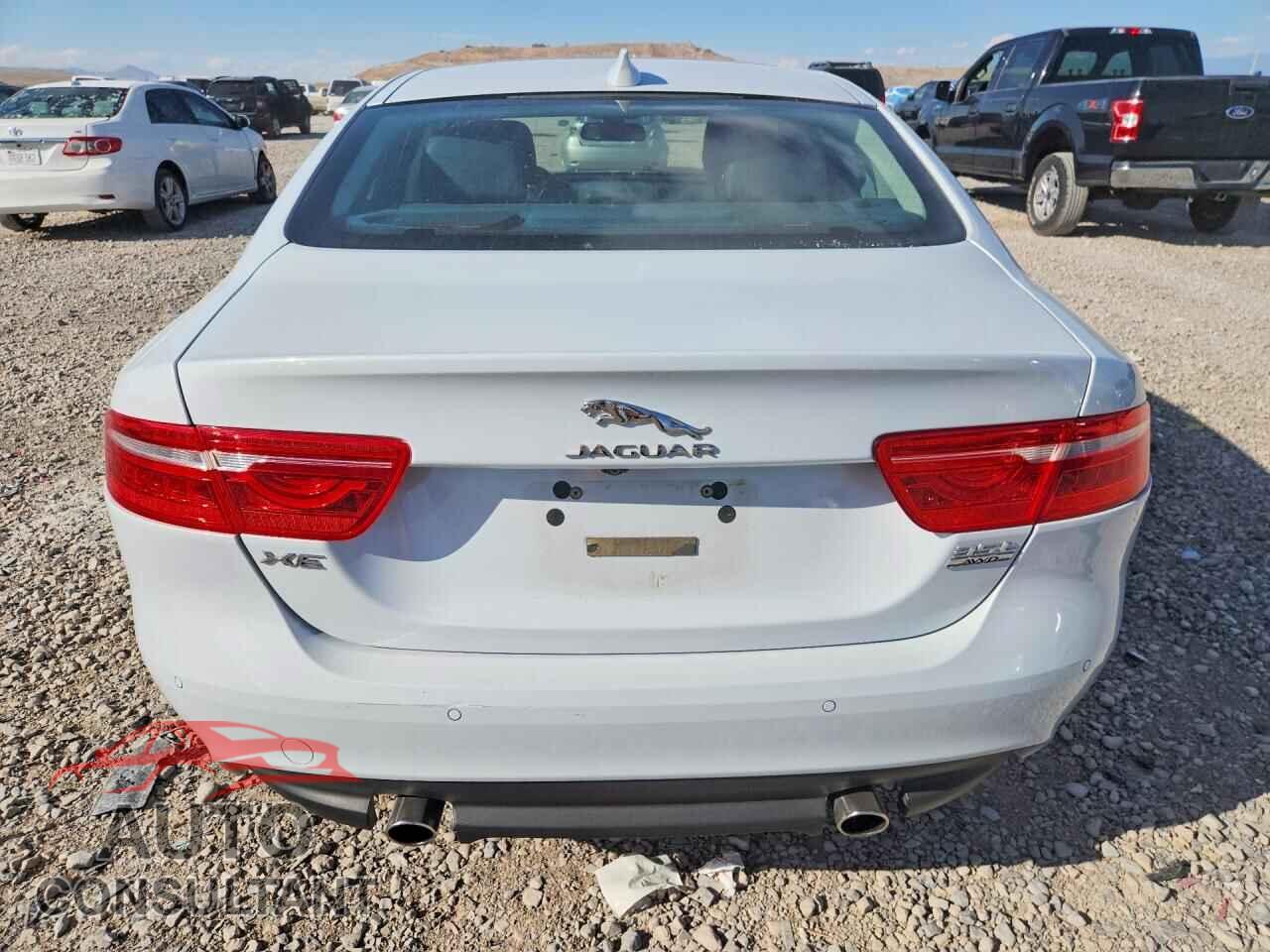 JAGUAR XE 2017 - SAJAN4BV5HA949699