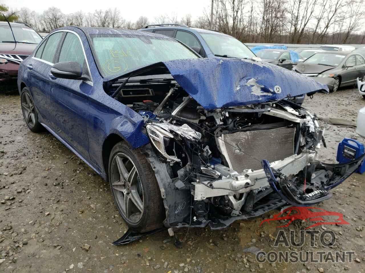 MERCEDES-BENZ C-CLASS 2018 - 55SWF4KB7JU262324
