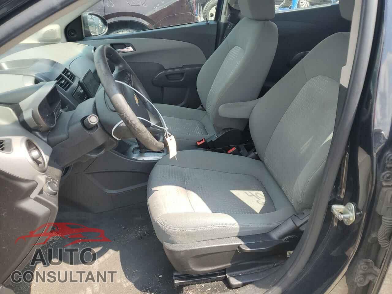 CHEVROLET SONIC 2014 - 1G1JA6SG4E4138048