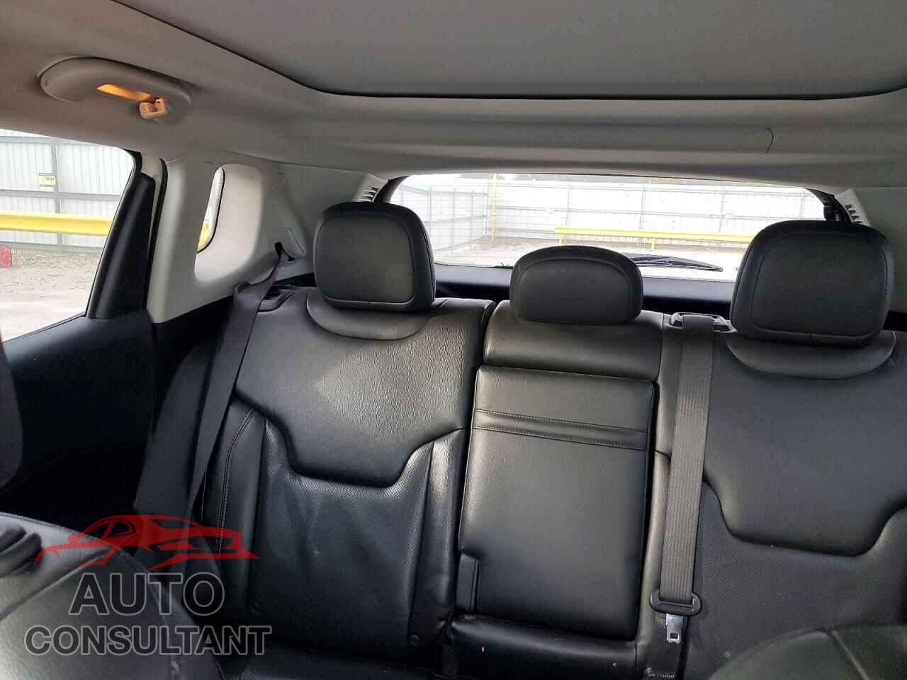 JEEP COMPASS 2019 - 3C4NJDCB5KT619089