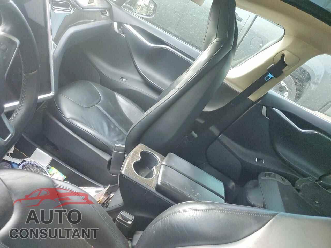 TESLA MODEL S 2013 - 5YJSA1CN9DFP16180