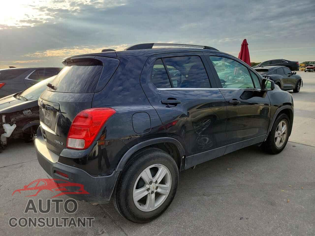 CHEVROLET TRAX 2015 - KL7CJLSB1FB075357