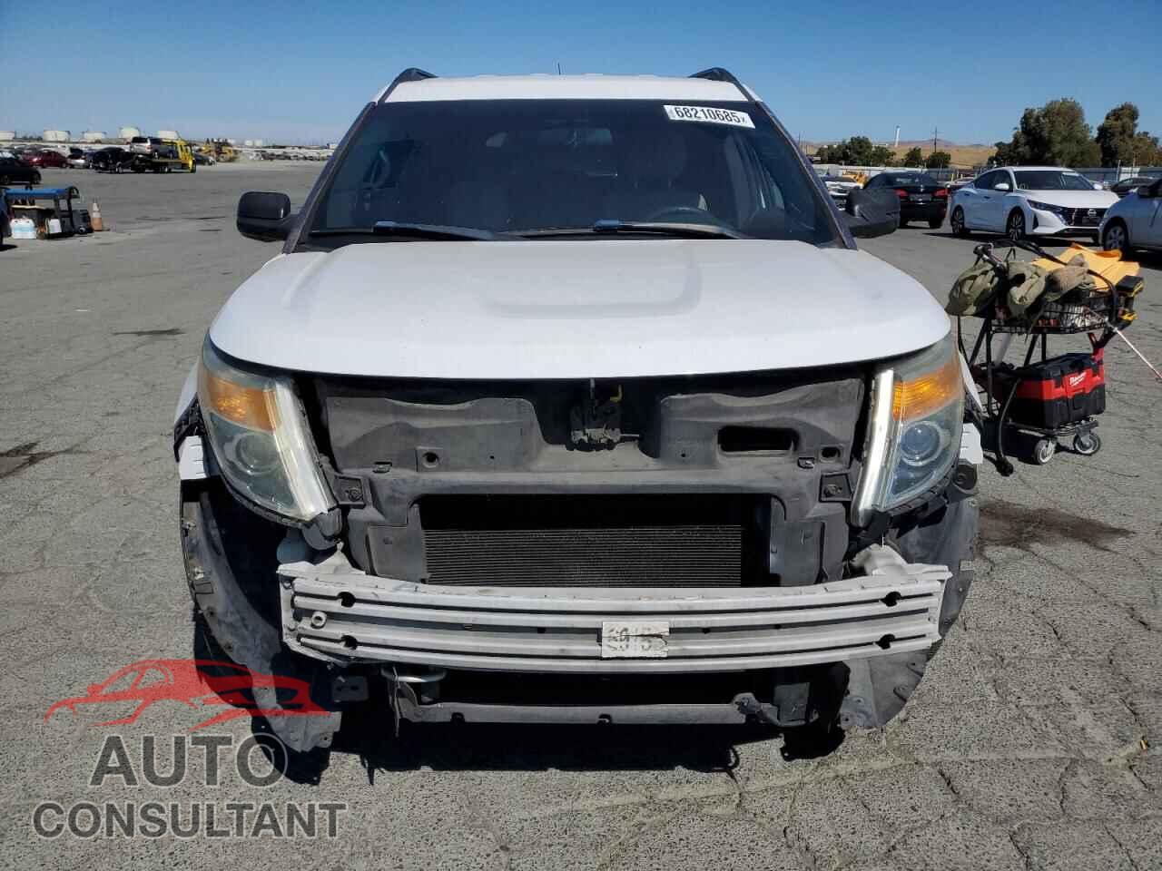 FORD EXPLORER 2015 - 1FM5K7B81FGA77404