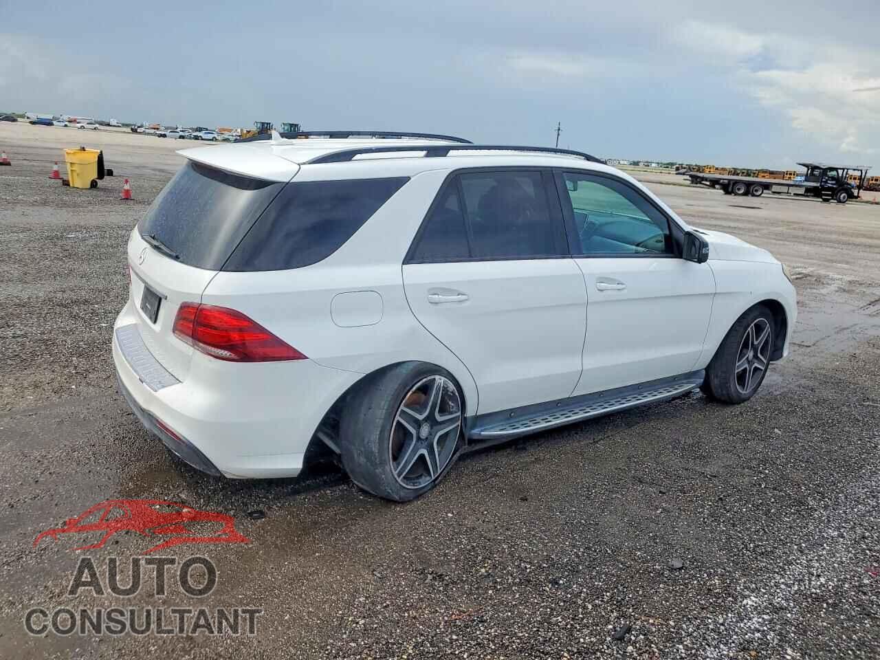 MERCEDES-BENZ GLE-CLASS 2016 - 4JGDA5JB6GA707650