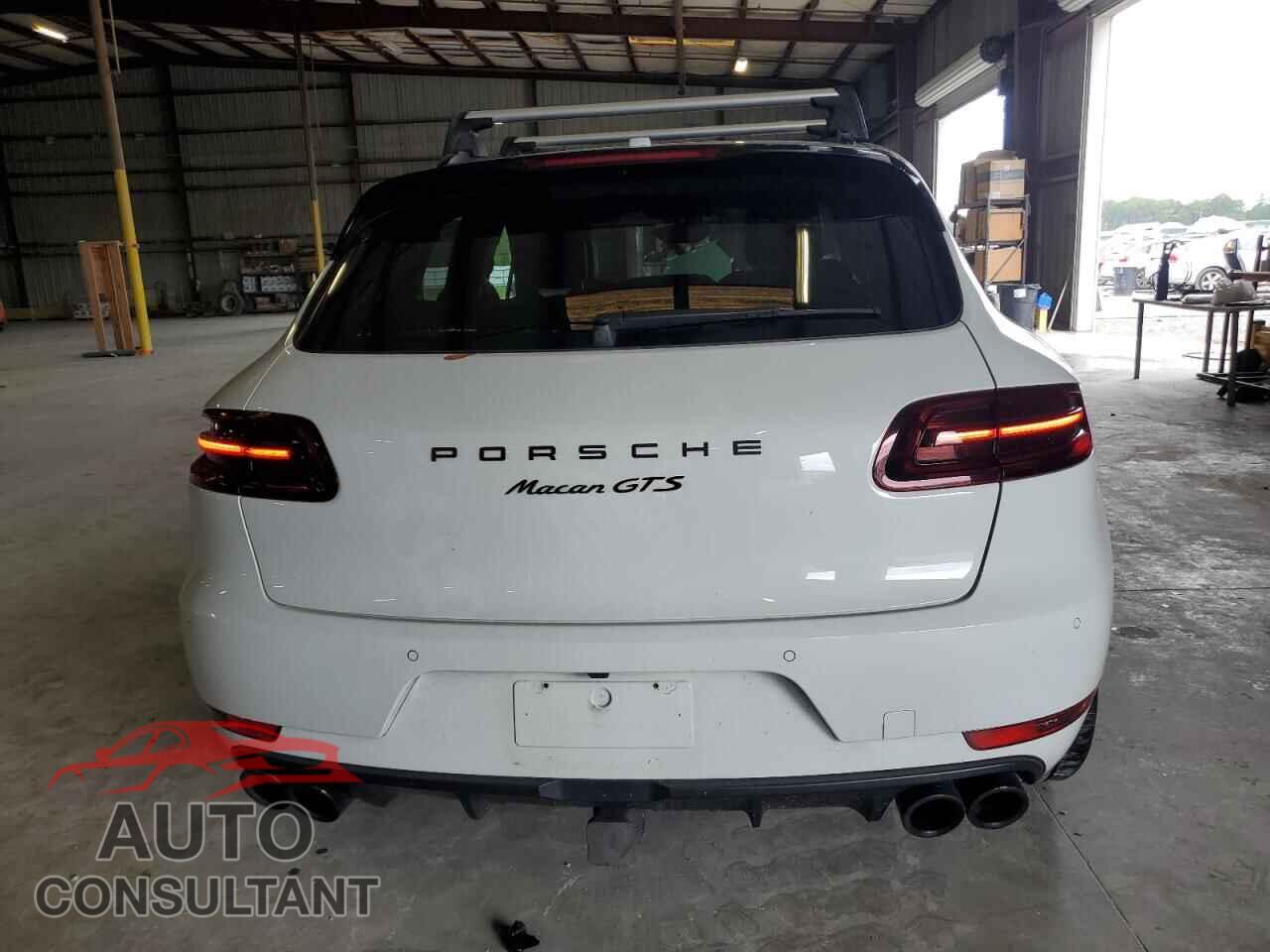 PORSCHE MACAN 2018 - WP1AG2A51JLB65415