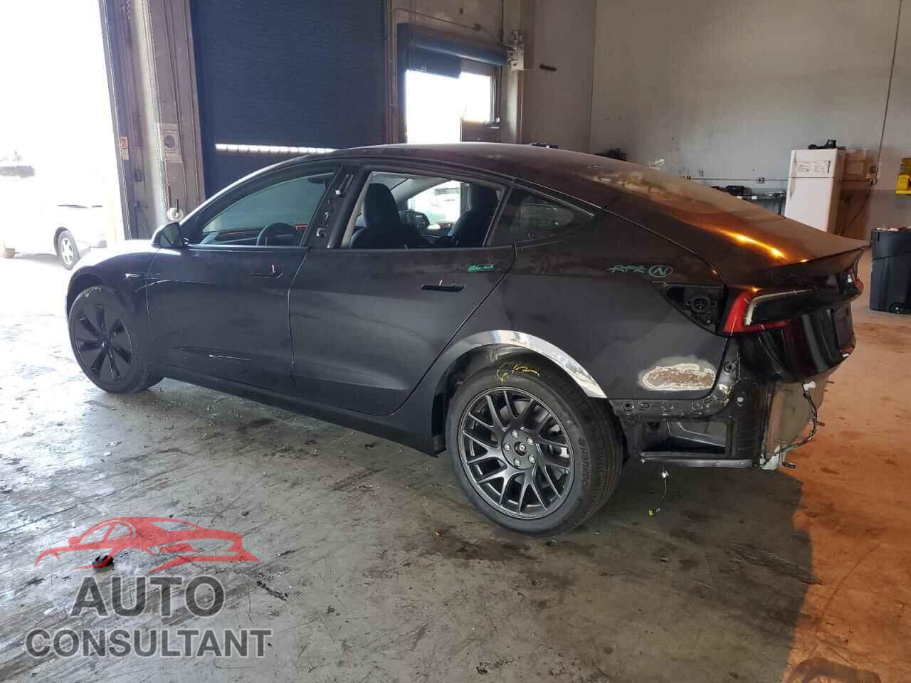 TESLA MODEL 3 2025 - 5YJ3E1EA3SF035271