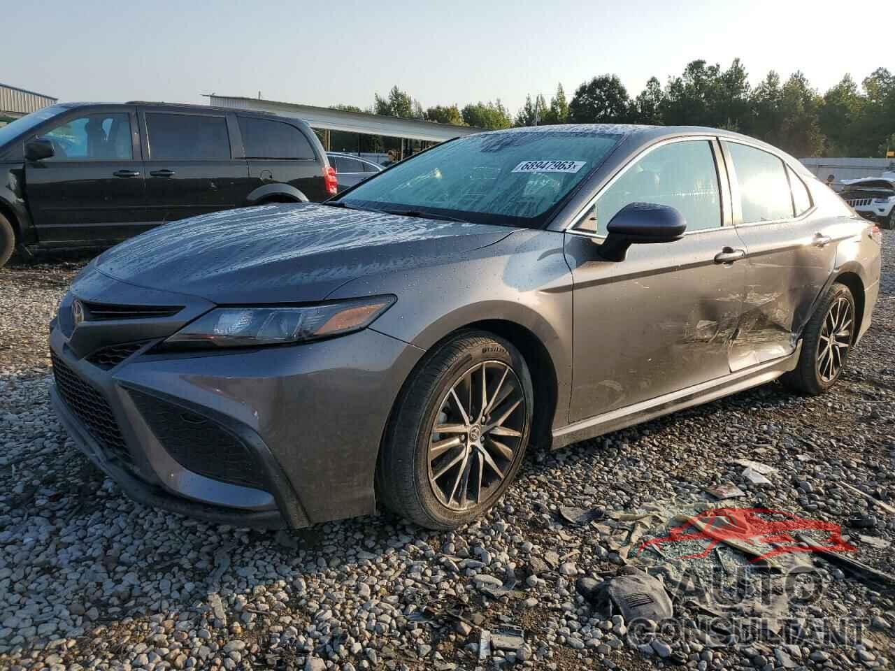 TOYOTA CAMRY 2021 - 4T1G11AK7MU520689