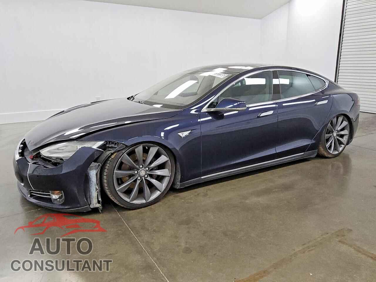 TESLA MODEL S 2014 - 5YJSA1H17EFP39559