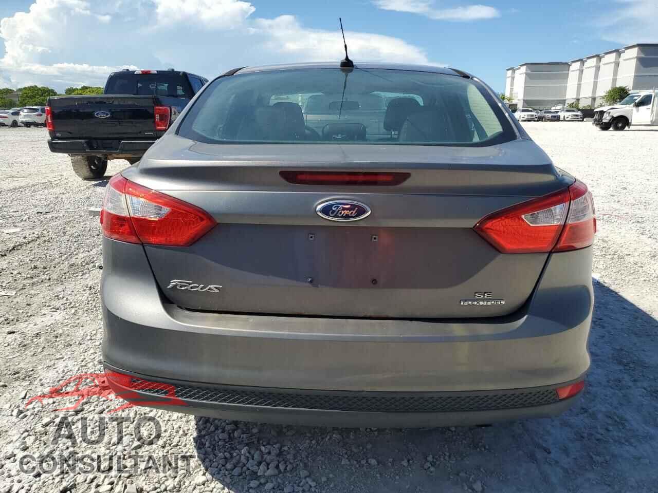FORD FOCUS 2014 - 1FADP3F28EL135519